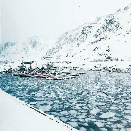 Moderne Rorbu I Lofoten: Nr 80 Ferienhaus